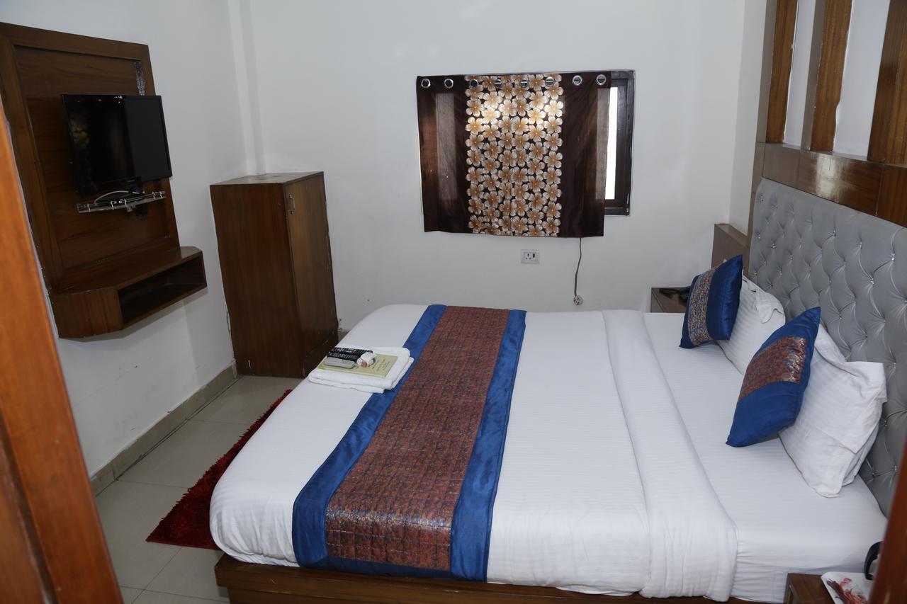 Vishal Hotel By Comfort Rooms Yeni Delhi Dış mekan fotoğraf