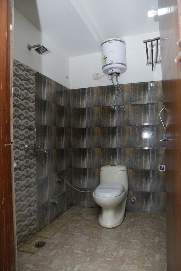 Vishal Hotel By Comfort Rooms Yeni Delhi Dış mekan fotoğraf
